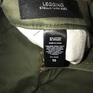 Olive green express jeans size 10 women’s
